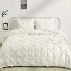 Amazon Basics Warm, Breathable Queen Size Comforter Sets, All-Season Down-Alternative 3-Piece Bedding Set, Pinch Pleat Design, Full/Queen Size, Cream