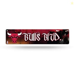 Rico Industries NBA Chicago Bulls 16-Inch Plastic Street Sign Dcor