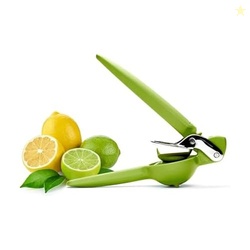 Chef'n FreshForce Lemon Squeezer Citrus Juicer, Manual Hand Press with