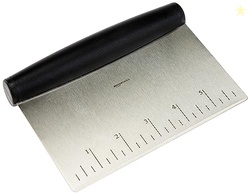 Amazon Basics Multi-Purpose Bench Scraper, Stainless Steel Dough Cutte