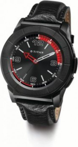 Titan Juxt Pro Black Smartwatch