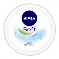 Nivea Soft Light Moisturiser(200 ml)