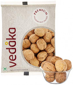 Amazon Brand - Vedaka Premium Inshell Walnuts, 500g