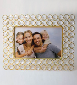 Golden Metal 4 x 6 Inch Single Photo Frame by Homesake 79%OFF