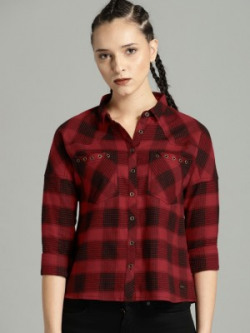 Roadster Women Checkered Casual Red, Black Shirt