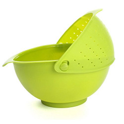 House of Quirk New Wash Plastic Washing Basket (Green)