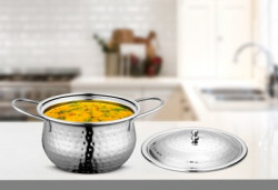 Classic Essentials Classic Essentials Festivity Handi, Hammered Finish, 1100ml,16cm Gravy Boat Serving Set