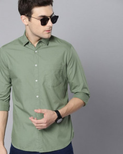 Ajio Buy 1 Get 3 On Clothing And Accessories