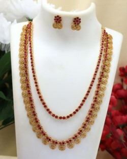 DIKSHA COLLECTION Alloy(Maroon)