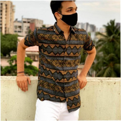Men Slim Fit Printed Spread Collar Casual Shirt