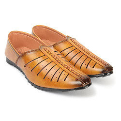 SIYA Freeplay Slip-on Jutis for Kids Boys, Festive and Ethnic Footwear for Age 4 to 10 Years Tan