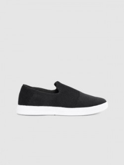 HRX by Hrithik Roshan Casuals For Women(Black)