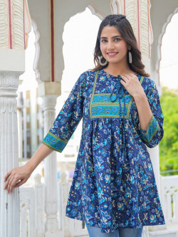 YASH GALLERY Tie Up Neck Floral Printed A-Line Kurti