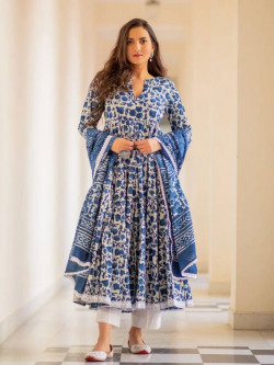 Women Viscose Rayon Kurta Pant Dupatta Set