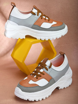 Roadster Women Grey & Tan Brown Colourblocked Lightweight Padded Contrast Sole Sneakers