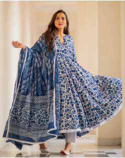 Women Viscose Rayon Kurta Pant Dupatta Set