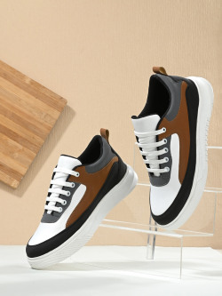 Roadster The Lifestyle Co. Men  Lightweight Sneakers