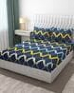 Checked Queen Bedsheet with Pillow Covers