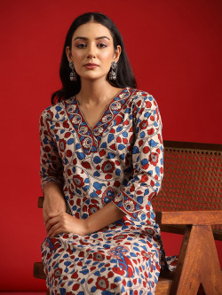 anayna Women Beige Floral Kurta with Trousers