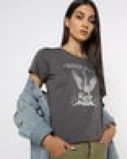 Graphic woman T-shirt  Starts at Rs:93
