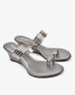 Metallic Toe-Ring Heeled Sandals