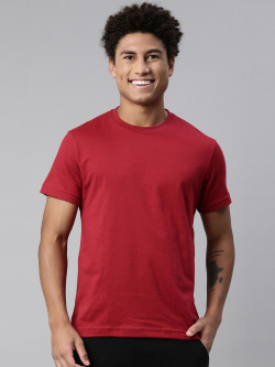 Levis Men T-shirt Starts at Rs:347