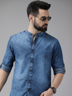 Roadster Men Blue Standard Casual Cotton Denim Shirt
