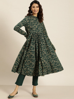 Sangria Women  Kurta with Trousers