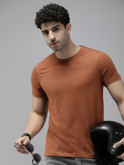 The Roadster Life Co. Round Neck T-shirt