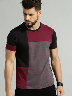 Men Colorblock Round Neck Pure Cotton Black T-Shirt