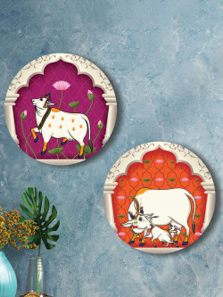 SAF Purple & Orange Colored 2 Pieces Cow Art Painted Round Wall Arts