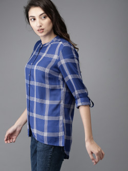HERE&NOW Women Blue & White Regular Fit Checked Casual Shirt