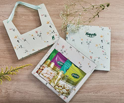 Happilo Dry Fruit Celebrations Gift Box Lily, California Almonds 120 g, Premium Cashews 100 g, Raisins 180 g & Salted Pista 100 g, Gift Pack, 500 g