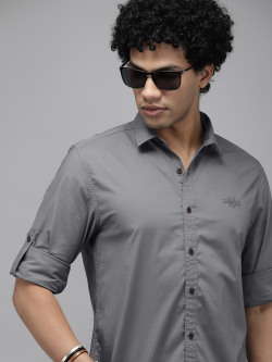 Roadster Men Castle Rock Slim Fit Opaque Spread Collared Sustainable  Formal Shirt