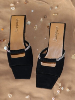 Dressberry flat sandals new arrivals