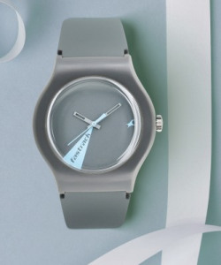 FastrackMinimalists Analog Watch- For Men & Women 9915...
