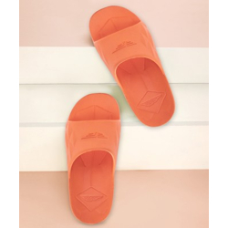 Red Tape Boys & Girls Slip On Slipper Flip Flop(Orange , 9 - 10 Years)