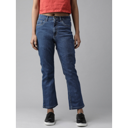 The Roadster Lifestyle Co Women Blue Straight Fit Stretchable Jeans