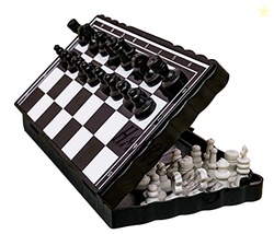HARRY & JAMES Mini Magnetic Educational Toys Travel Chess Set, Mini Fo