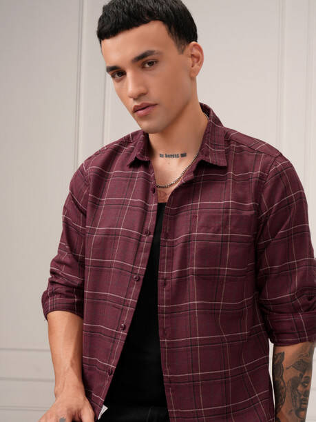 KETCH Men Slim Fit Checkered Spread Collar Casual Shirt