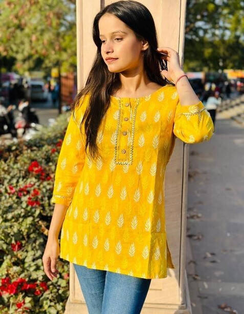 Women's Straight Kurta Starts at Rs.69