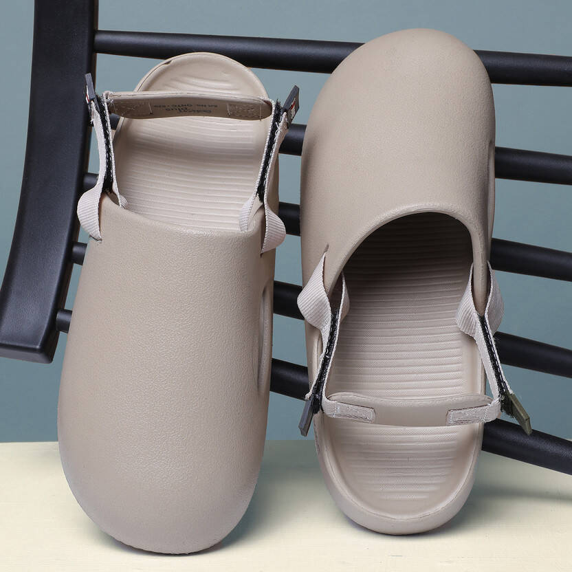 action Men Clogs Sandal(Beige , 8)