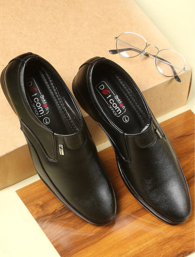 action Lightweight | Comfortable | Trendy | Daily Wear | Synthetic Leather Casuals For Men(Black , 8)