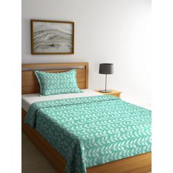 KLOTTHE Green & White Woven-Design Cotton Single Bed Cover With Pillow Cover