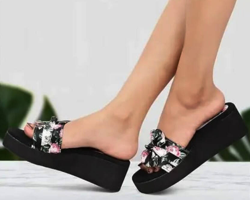 SRD Women Heels Sandal(Black , 4)