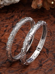 Anouk Women Set of 2 Silver-Toned German Silver Floral Oxidised Kada B