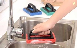 Fastyle Plastic Wet and Dry Brush(Blue, Red, 2 Units)