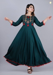 VASANT APPAREL Women Embroidered Viscose Rayon Anarkali Kurta(Green)