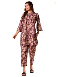 NAINVISH Women's Maroon Printed Straight Rayon Keyhole Neck Co-ord Set