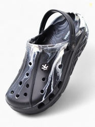 WROGN Men Printed Clogs